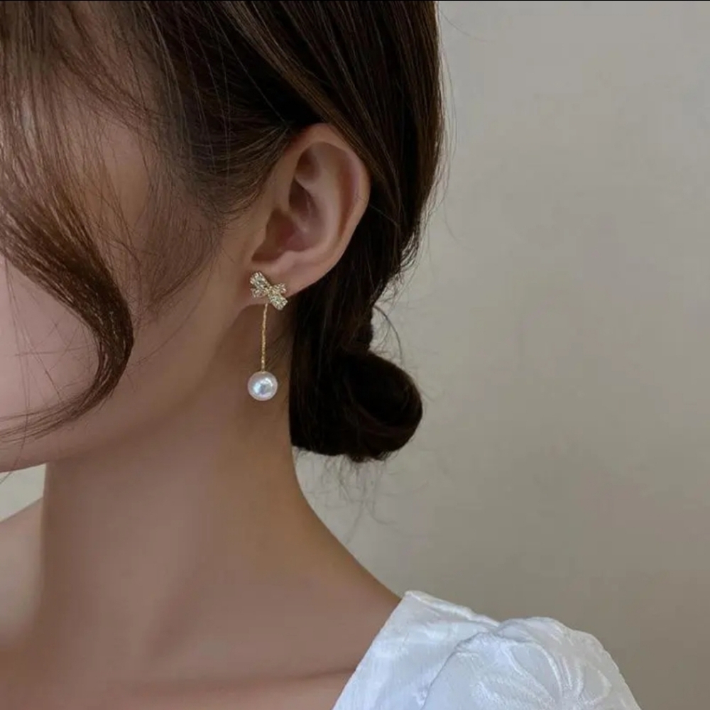 Gold Bow Imitation Pearl Earrings